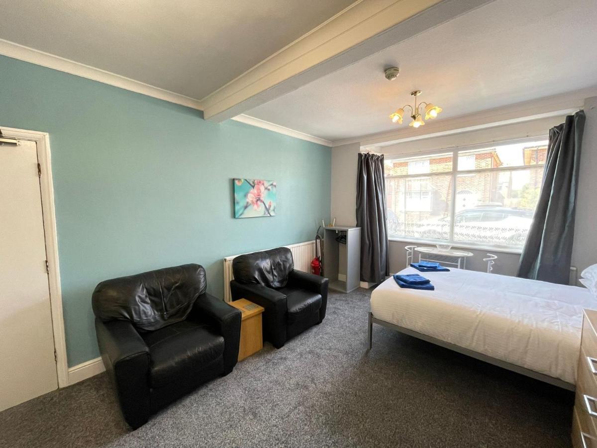 Large Ground Floor Studio Holiday Apartment Skegness - Flat 12 Экстерьер фото